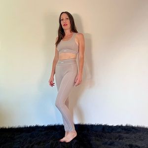 NWT Kith Sport Lounge Set: Alex High Impact Bra and Tights in Molecule (small)